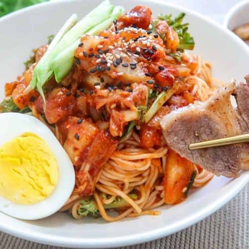 Mangwon Restaurants Recommended by WM Entertainment Idols (Part 1) 33 https://linkppl.mycafe24.com/wp-content/uploads/2026/01/Summer-Kimchi-Noodles-PN-500x500.jpg